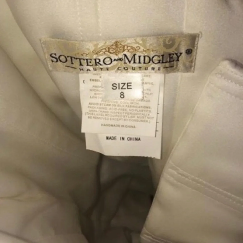 Sottero and Midgley Ivory Raquelle 72743 Wedding Dress w/Mermaid Silhouette - Picture 5 of 16